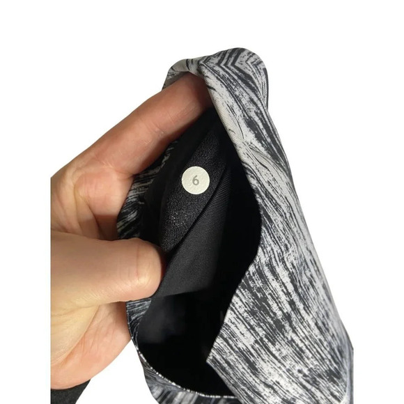 Lululemon Hot To Street Pant Heat Wave White Black / Black-sz 6 - Picture 3 of 8